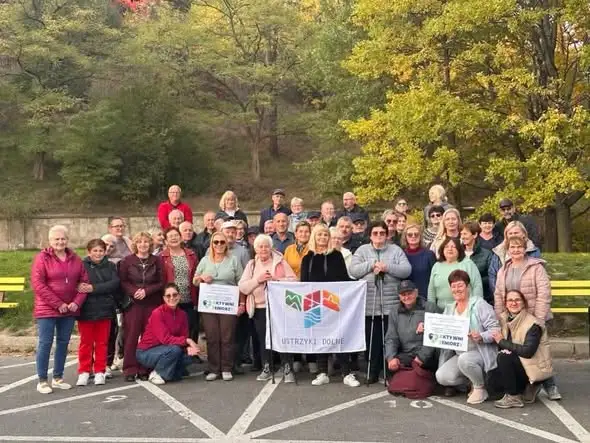 Seniorzy z gminy Ustrzyki Dolne zwiedzili Sandomierz w ramach projektu „Aktywni Seniorzy”