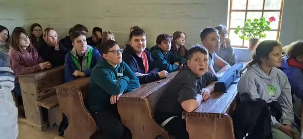 Uczniowie z Lutowisk i Czarnej odkrywali historię i sztukę w Sanoku
