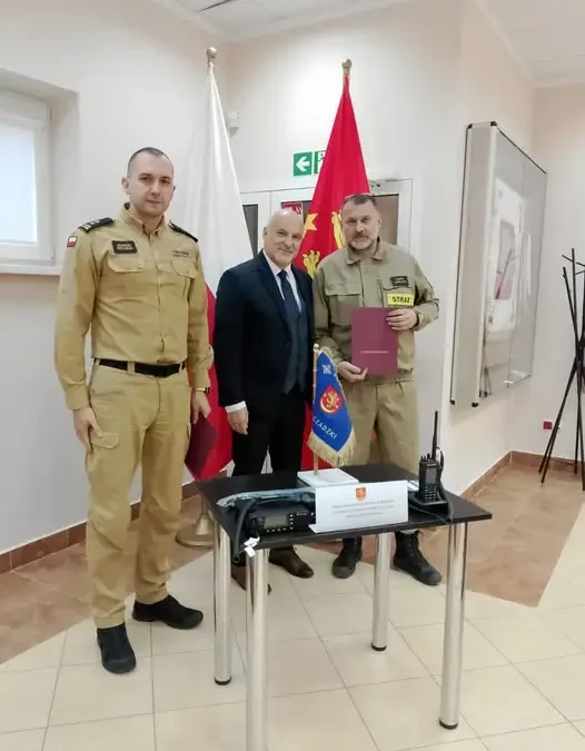 OSP Ustrzyki Dolne wzbogaciła się o nowe radiotelefony Motorola